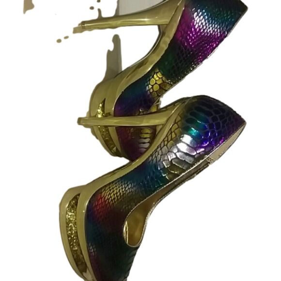 Mona Mia Shoes - Brand NEW .Multi Color Shake Skin Pattern.